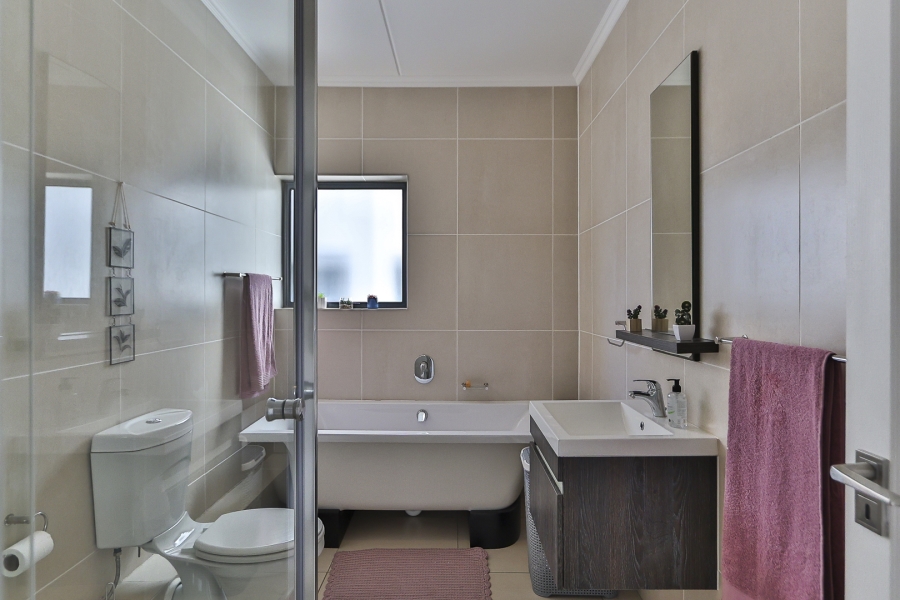 2 Bedroom Property for Sale in De Velde Western Cape